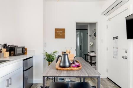 Apartment Vibe On The Patio At A Modern Luxury Near Lax *